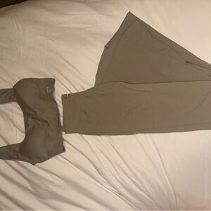 NVGTN Driftwood Harmony Ribbed Seamless Flare Leggings w/ sports bra